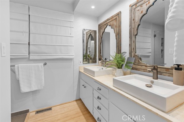 San Diego, California, 92109, United States, 4 Bedrooms Bedrooms, ,3 BathroomsBathrooms,Residential,For Sale,1974655