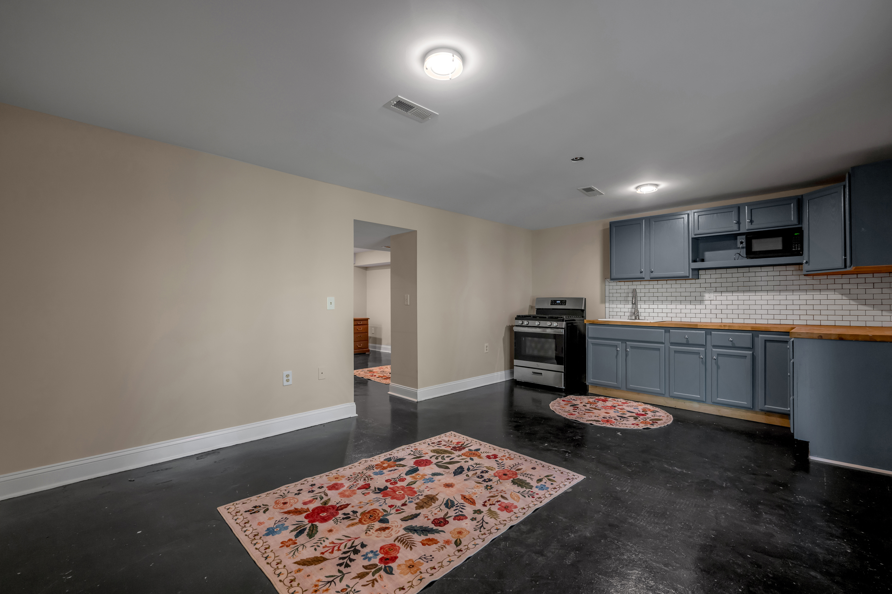  186 Hunter Drive - 物件實景