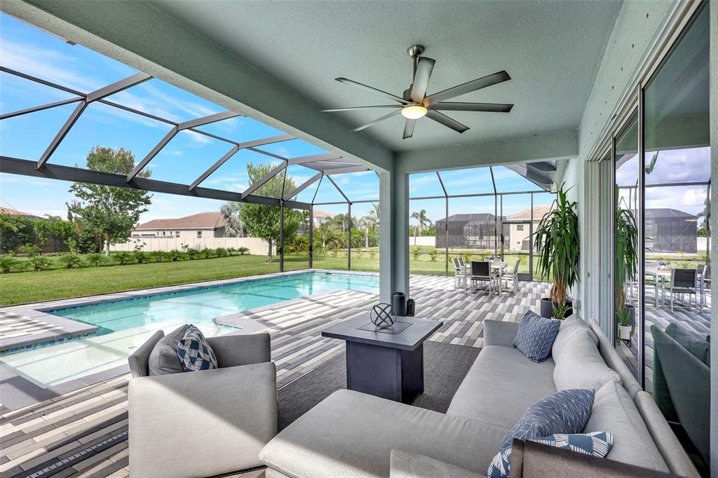 Bradenton, Florida, 34212, United States, 5 Bedrooms Bedrooms, ,5 BathroomsBathrooms,Residential,For Sale,1917227