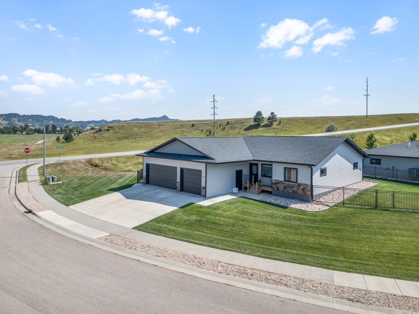 Spearfish, South Dakota, 57783, United States, 3 Bedrooms Bedrooms, ,2 BathroomsBathrooms,Residential,For Sale,1975392