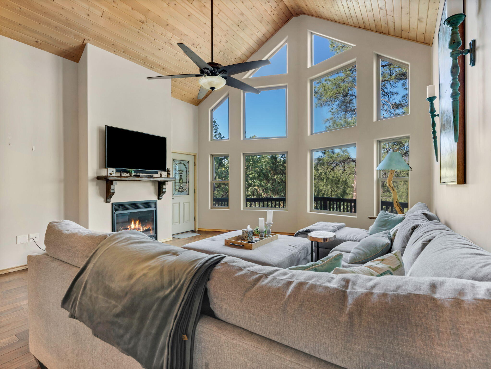 Pine, Arizona, 85544, United States, 3 Bedrooms Bedrooms, ,1 BathroomBathrooms,Residential,For Sale,1862408
