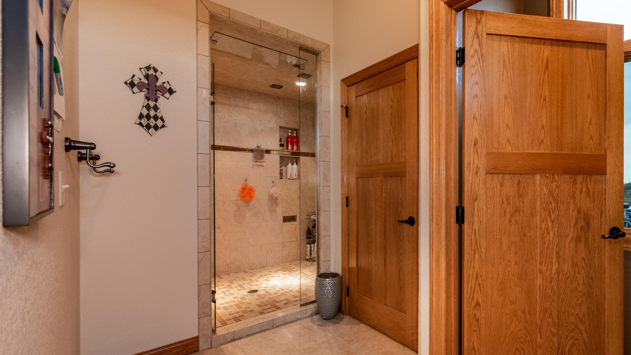 Beulah, North Dakota, 58523, United States, 4 Bedrooms Bedrooms, ,3 BathroomsBathrooms,Residential,For Sale,1780571