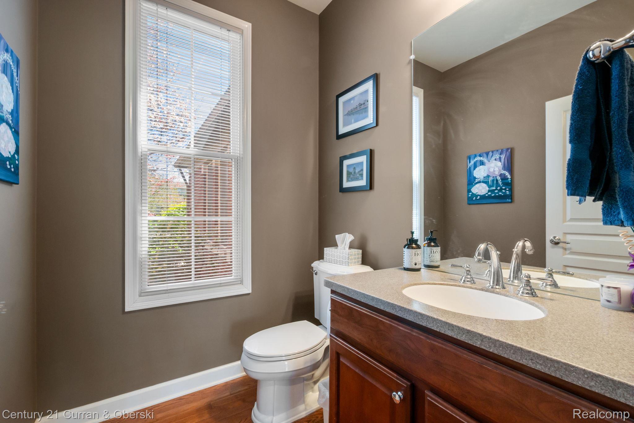 Northville, Michigan, 48168, United States, 5 Bedrooms Bedrooms, ,6 BathroomsBathrooms,Residential,For Sale,2048857