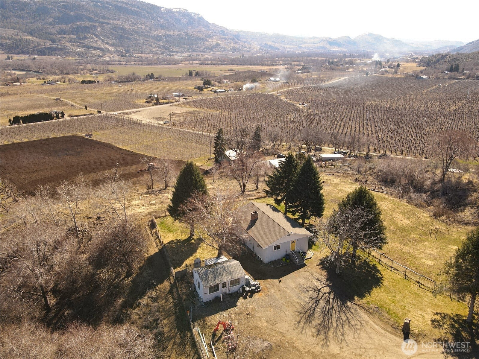 Oroville, Washington, 98844, United States, 3 Bedrooms Bedrooms, ,1 BathroomBathrooms,Residential,For Sale,2002017