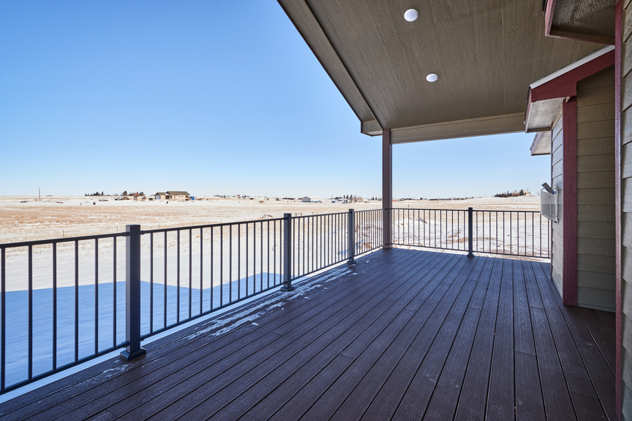 Cheyenne, Wyoming, 82009, United States, 3 Bedrooms Bedrooms, ,2 BathroomsBathrooms,Residential,For Sale,1982343