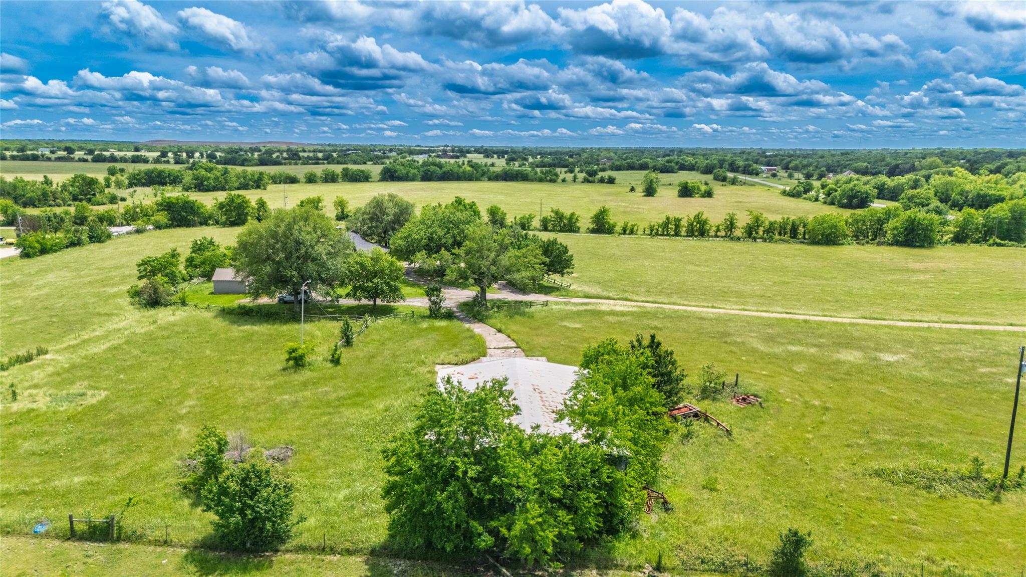 Campbell, Texas, 75442, United States, 3 Bedrooms Bedrooms, ,2 BathroomsBathrooms,Residential,For Sale,1854450