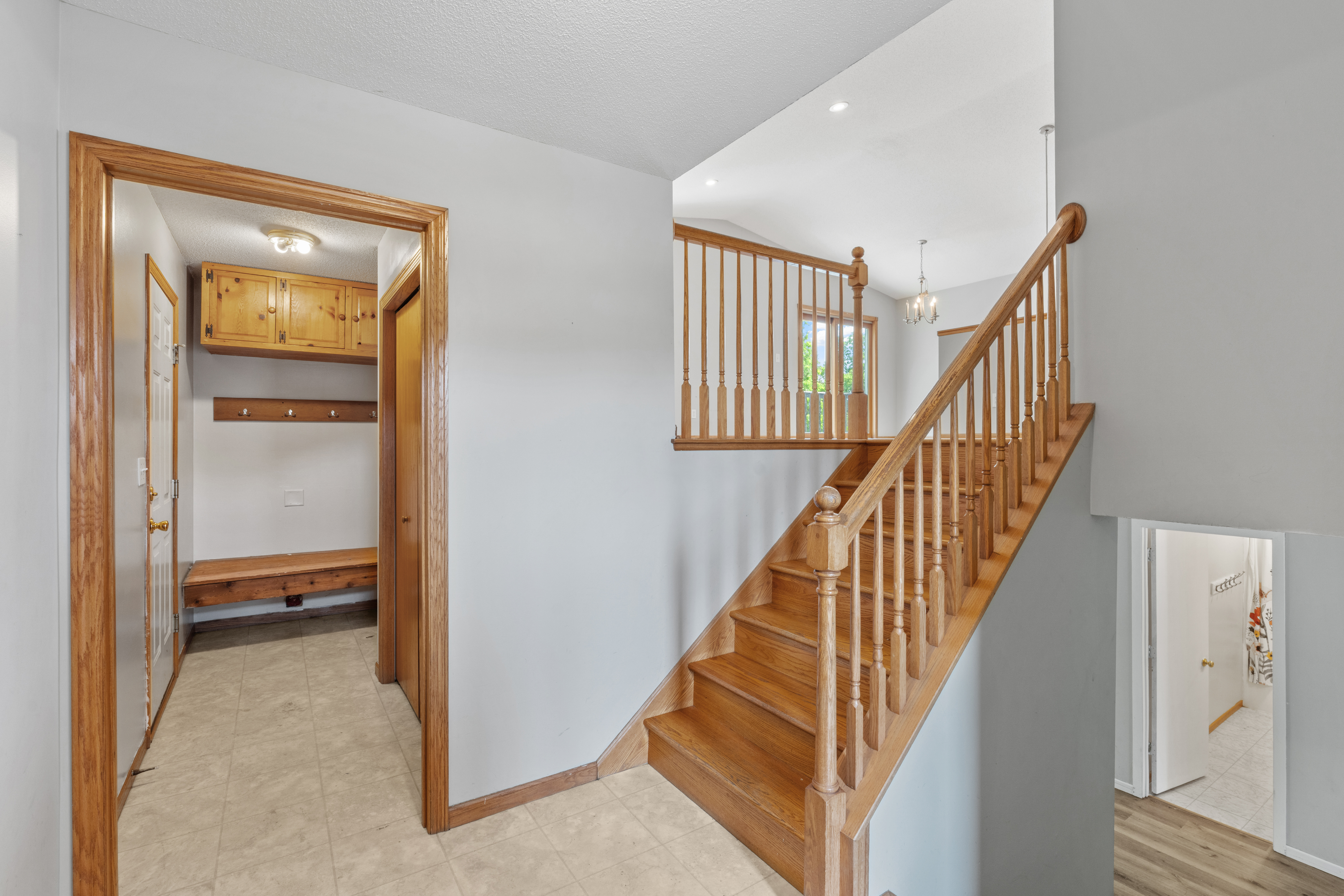  Thoughtfully Maintained Living with Modern Style and Ease - 物件實景