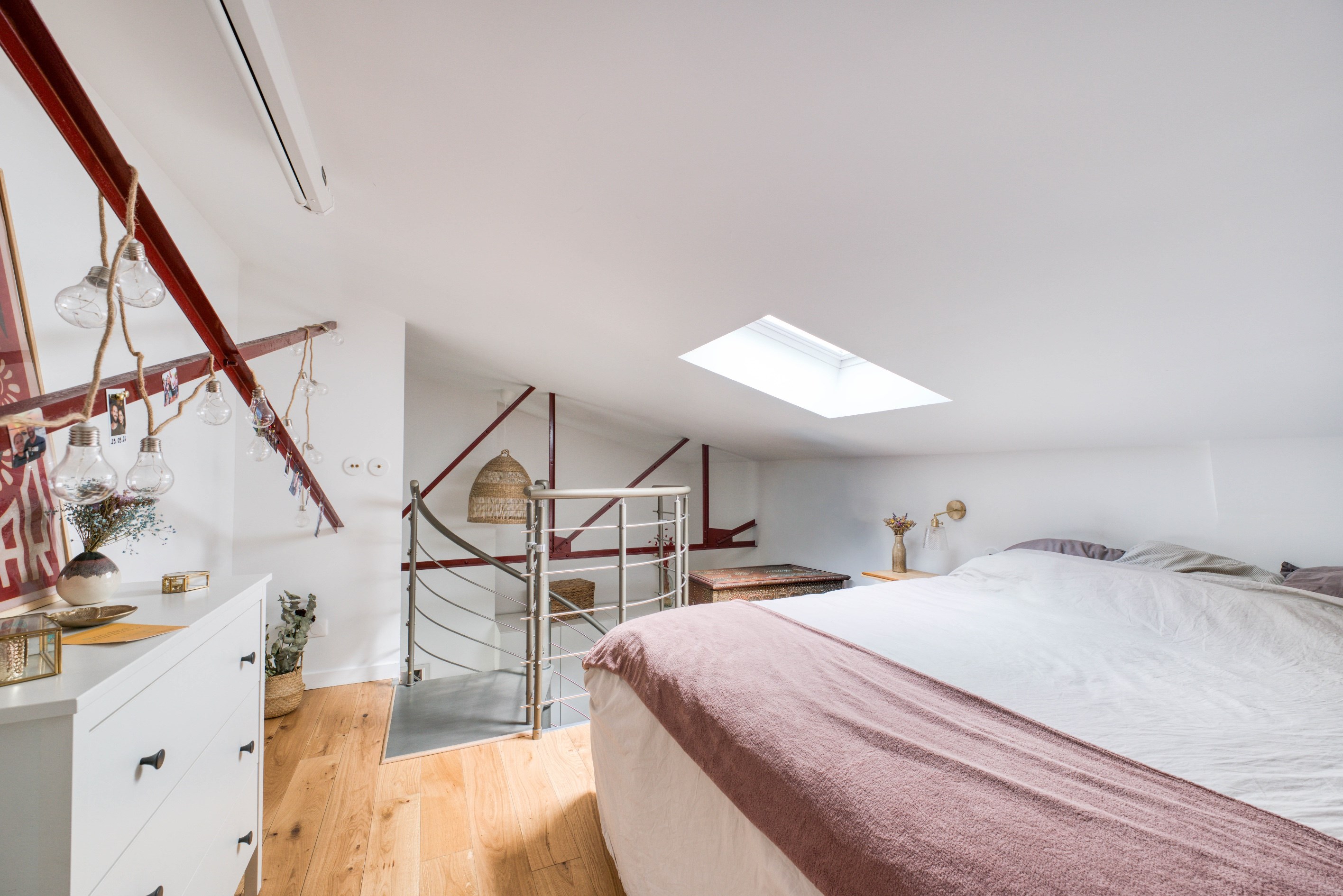  a truly distinctive apartment, where  every detail tells a story. - 物件實景