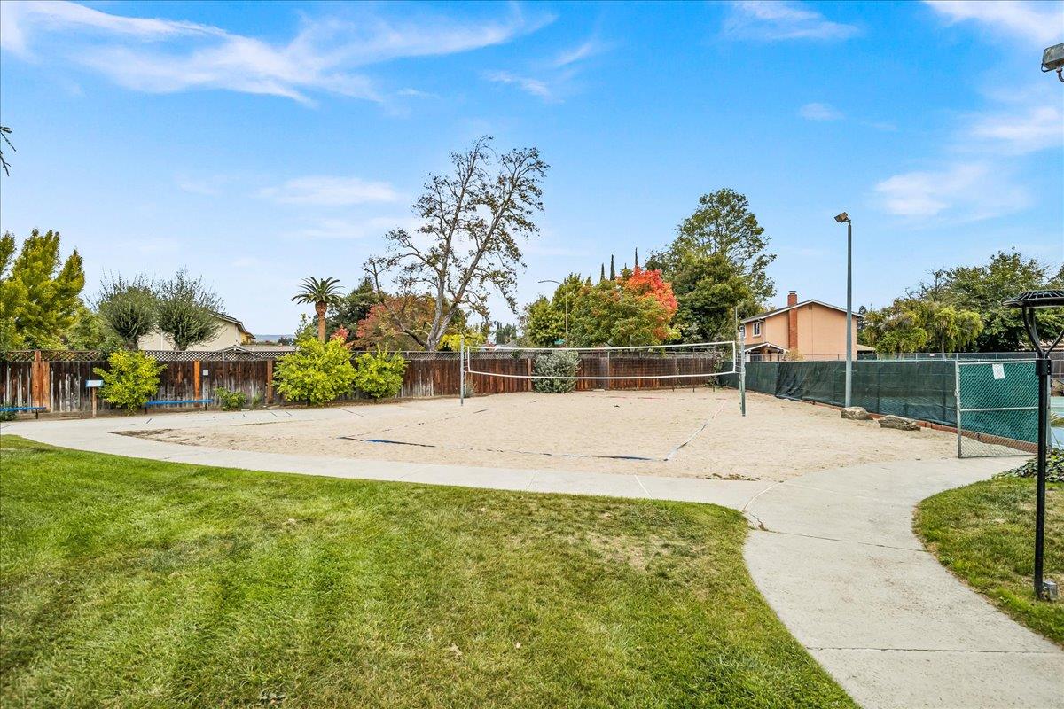 San Jose, California, 95119, United States, 5 Bedrooms Bedrooms, ,3 BathroomsBathrooms,Residential,For Sale,1991954