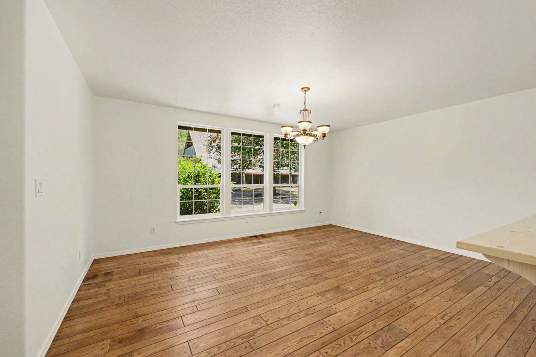  7833 Lower River Road Grants Pass, OR 97526 - 物件實景