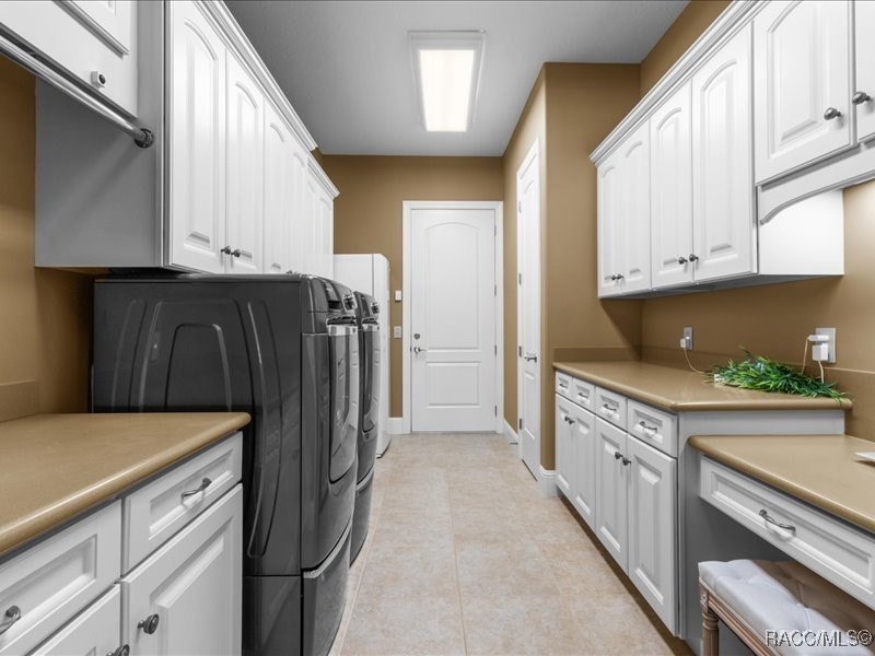 Lecanto, Florida, 34461, United States, 3 Bedrooms Bedrooms, ,4 BathroomsBathrooms,Residential,For Sale,2005544