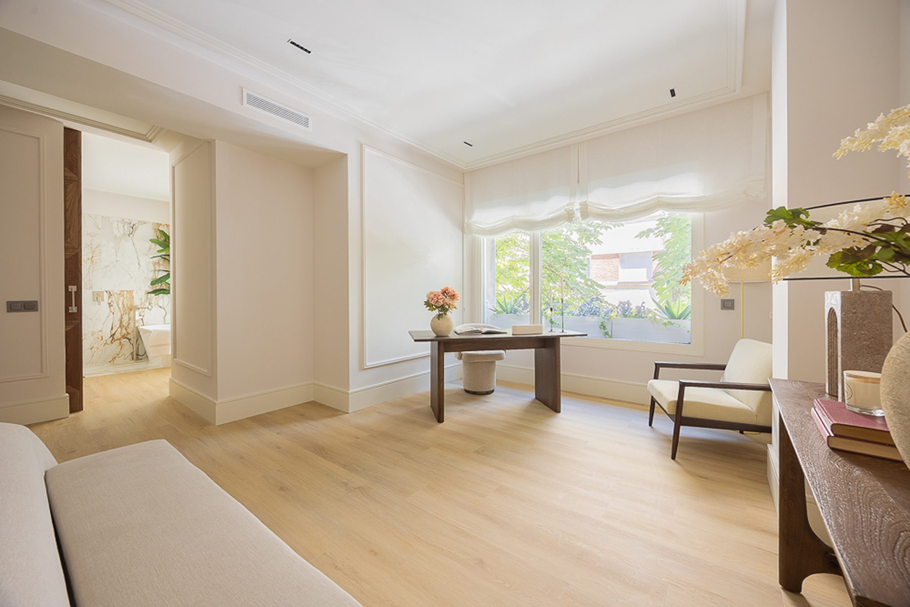  Fantastic 4-bedroom home with a private patio, in the Salamanca neighborhood. - 物件實景