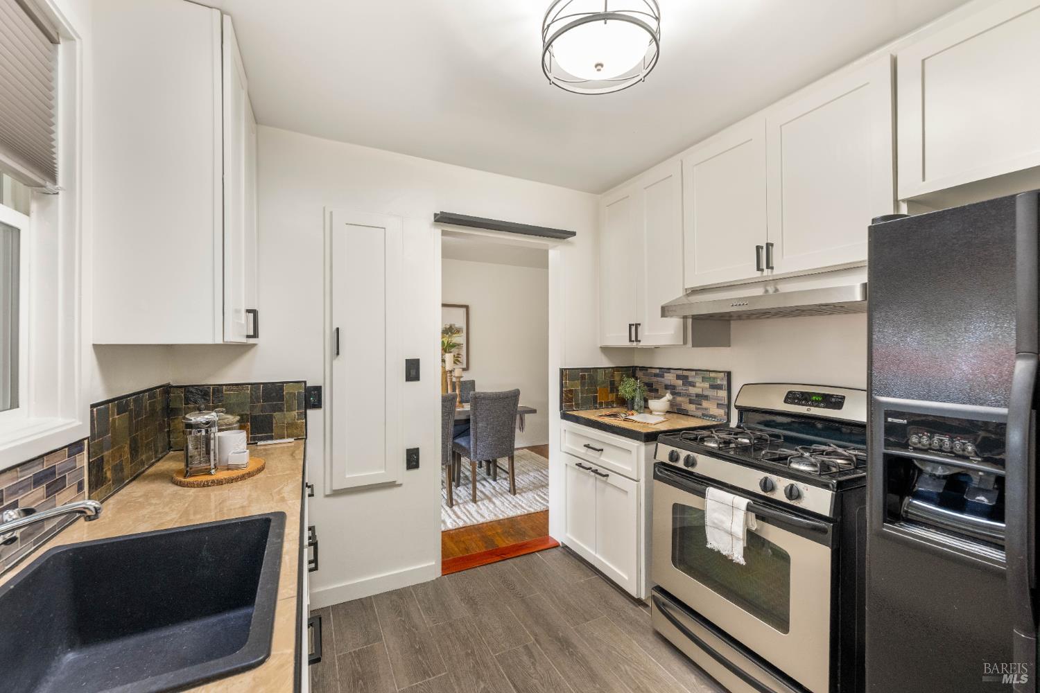 Napa, California, 94558, United States, 2 Bedrooms Bedrooms, ,1 BathroomBathrooms,Residential,For Sale,1947582