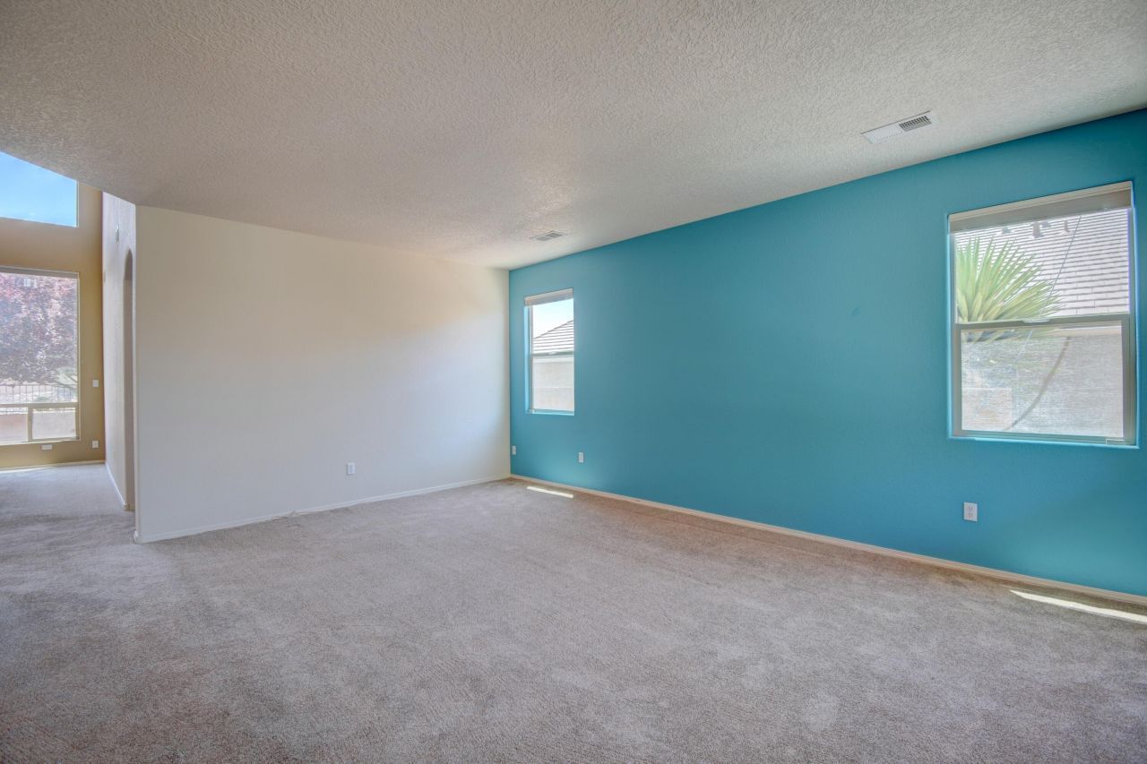 Rio Rancho, New Mexico, 87124, United States, 5 Bedrooms Bedrooms, ,3 BathroomsBathrooms,Residential,For Sale,1898268