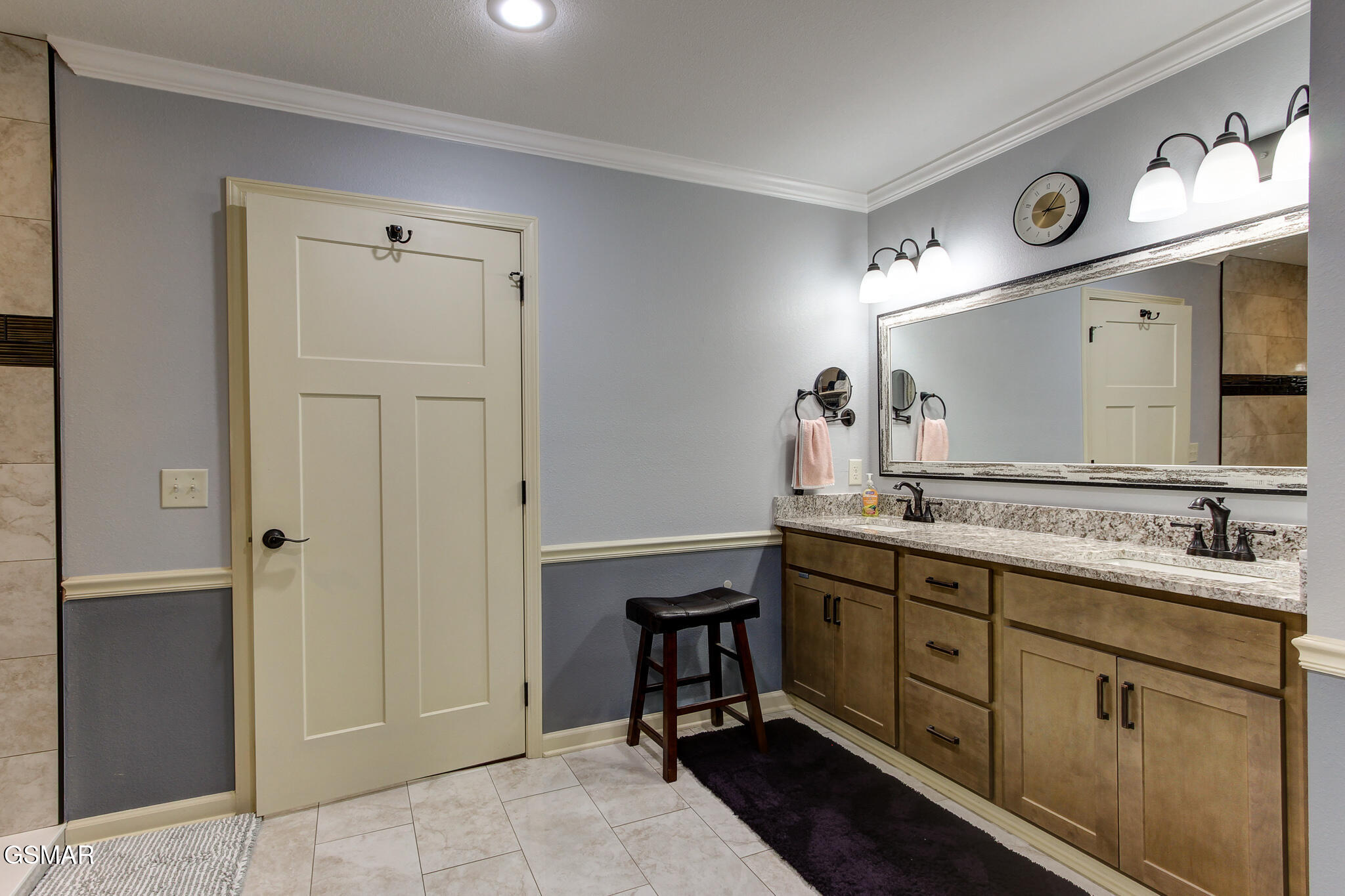 Walland, Tennessee, 37886, United States, 3 Bedrooms Bedrooms, ,2 BathroomsBathrooms,Residential,For Sale,2010982