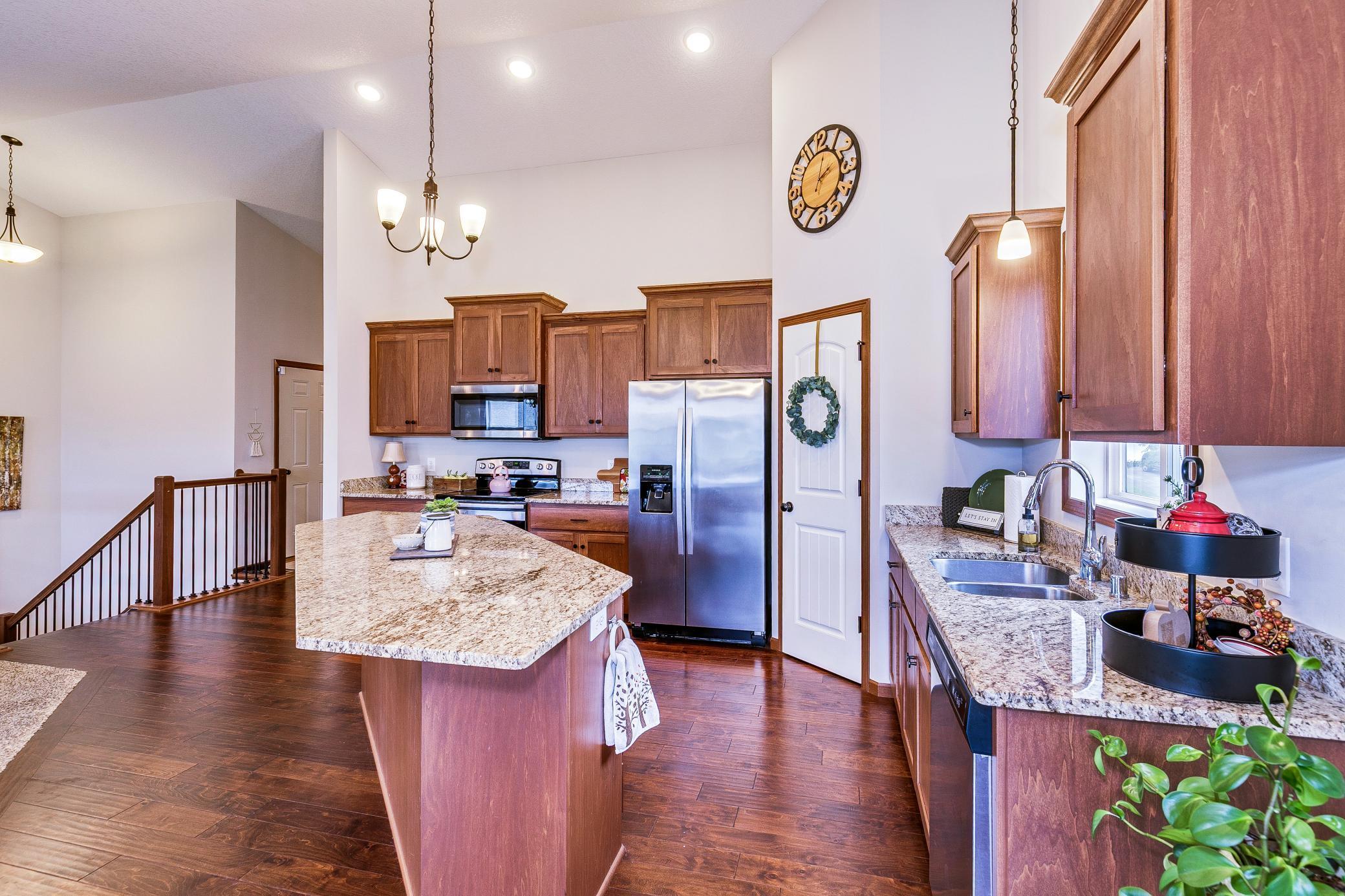 Blaine, Minnesota, 55434, United States, 3 Bedrooms Bedrooms, ,2 BathroomsBathrooms,Residential,For Sale,1933012