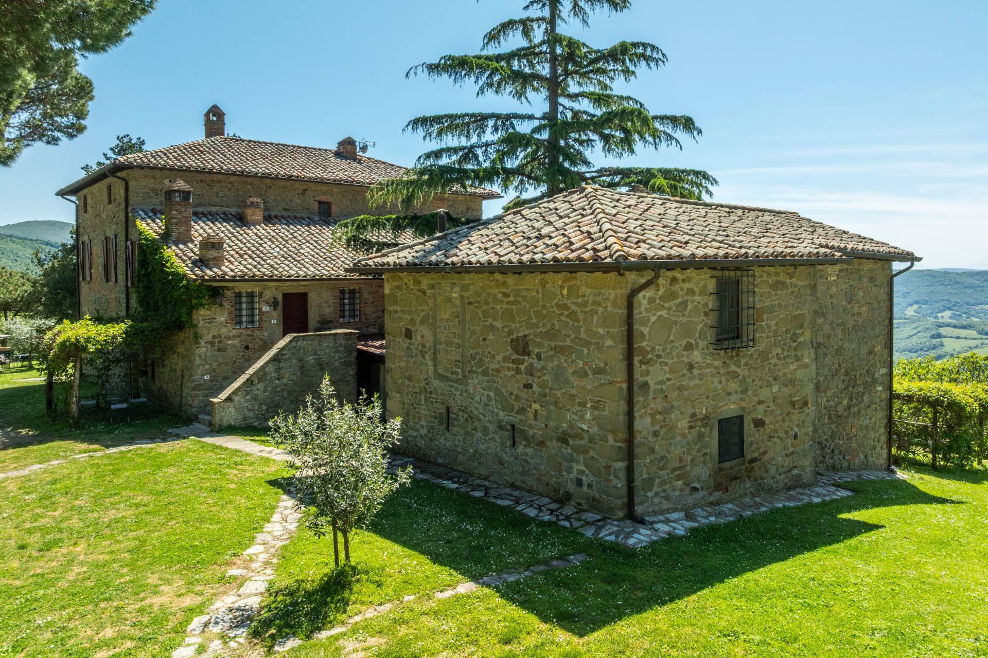 Umbertide, Perugia, 06019, IT, 20 Bedrooms Bedrooms, ,18 BathroomsBathrooms,Residential,For Sale,1850339