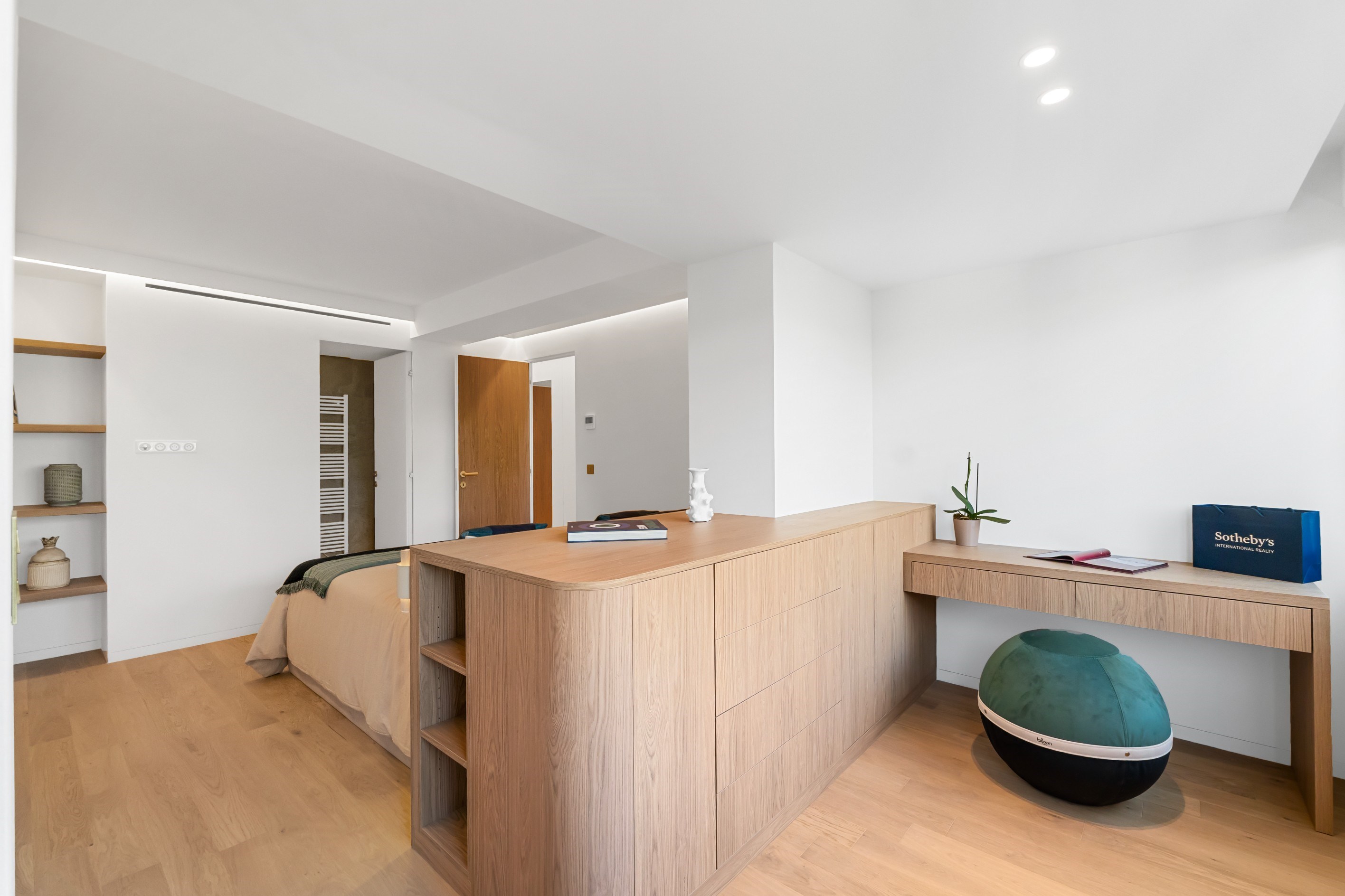  Cannes Palm Beach renovated 4-room apartment with terrace and sea view - 物件實景