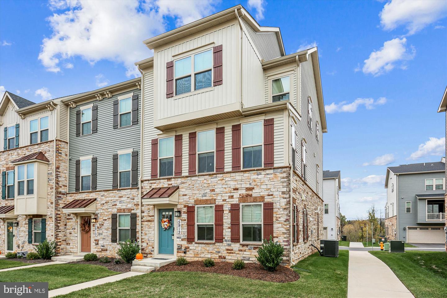 Frederick, Maryland, 21703, United States, 3 Bedrooms Bedrooms, ,3 BathroomsBathrooms,Residential,For Sale,1973217