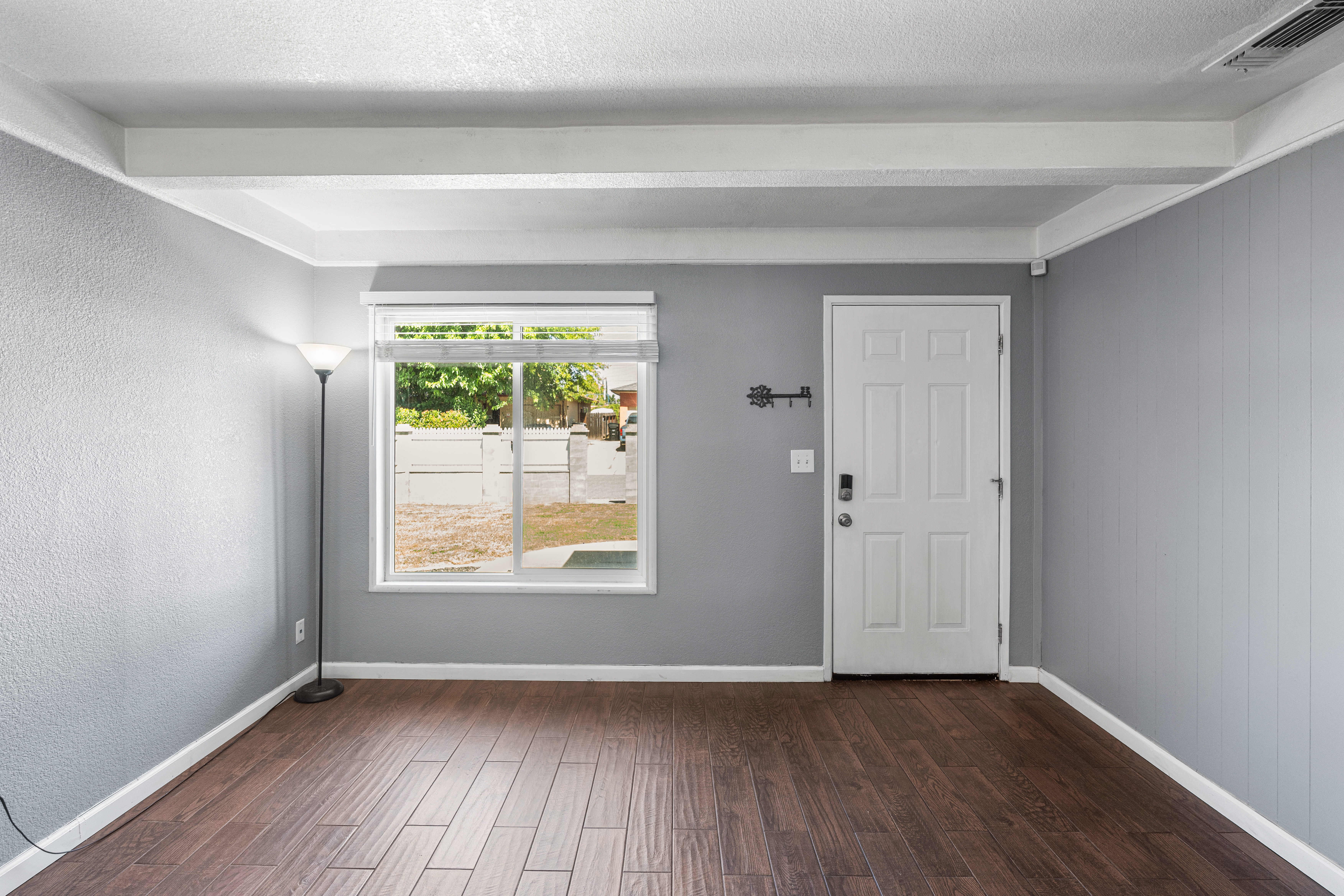  5625 Layton Drive, North Highlands, CA 95660 - 物件實景