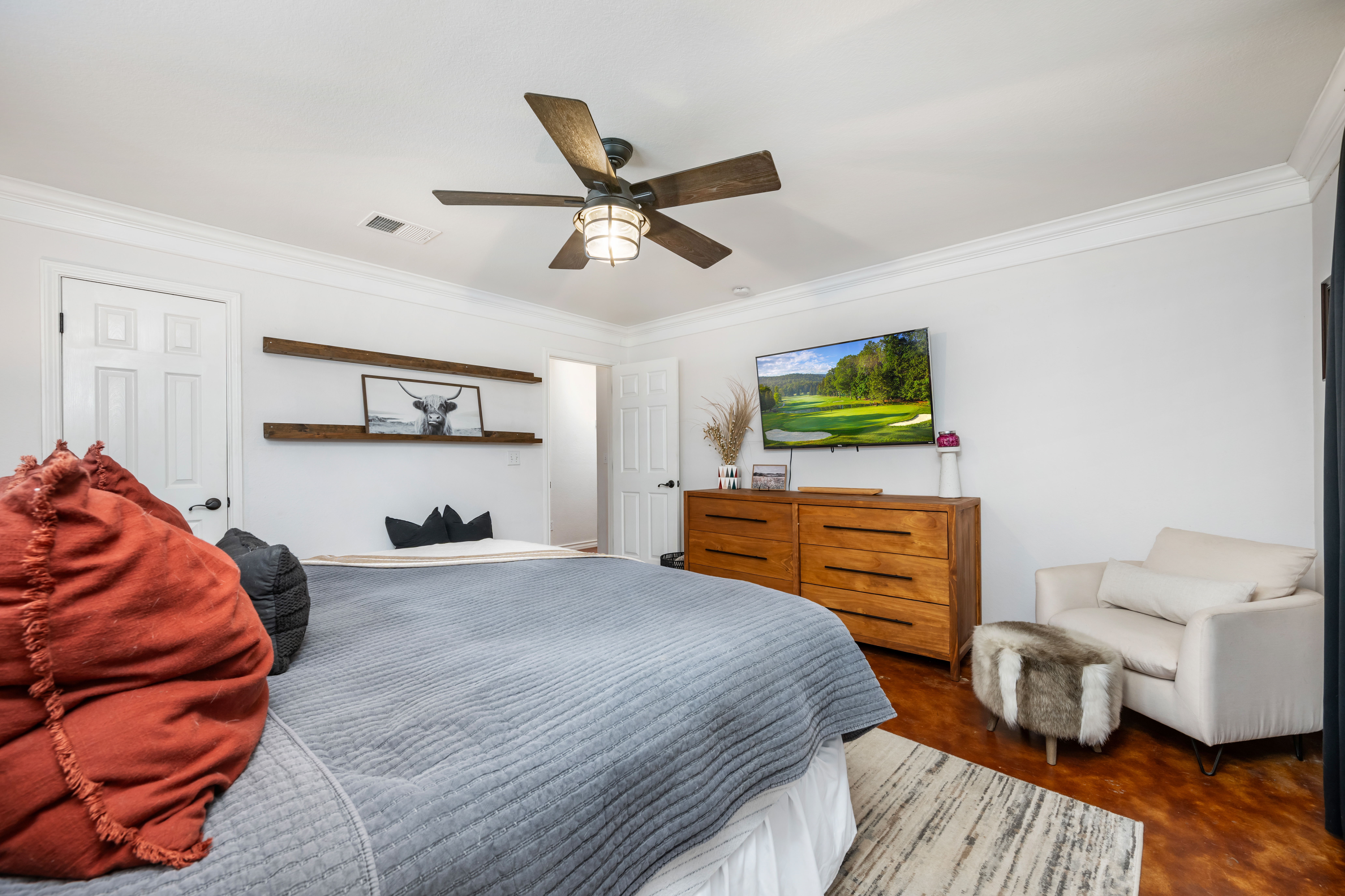  Updated Hill Country Gem with Community Parks and River Access - 物件實景