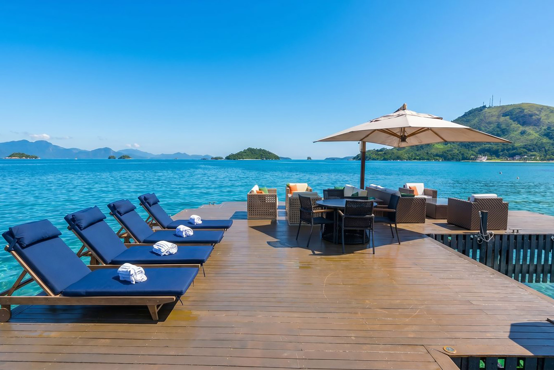  Waterfront estate overlooking Cataguases Island in Angra dos Reis - 物件實景