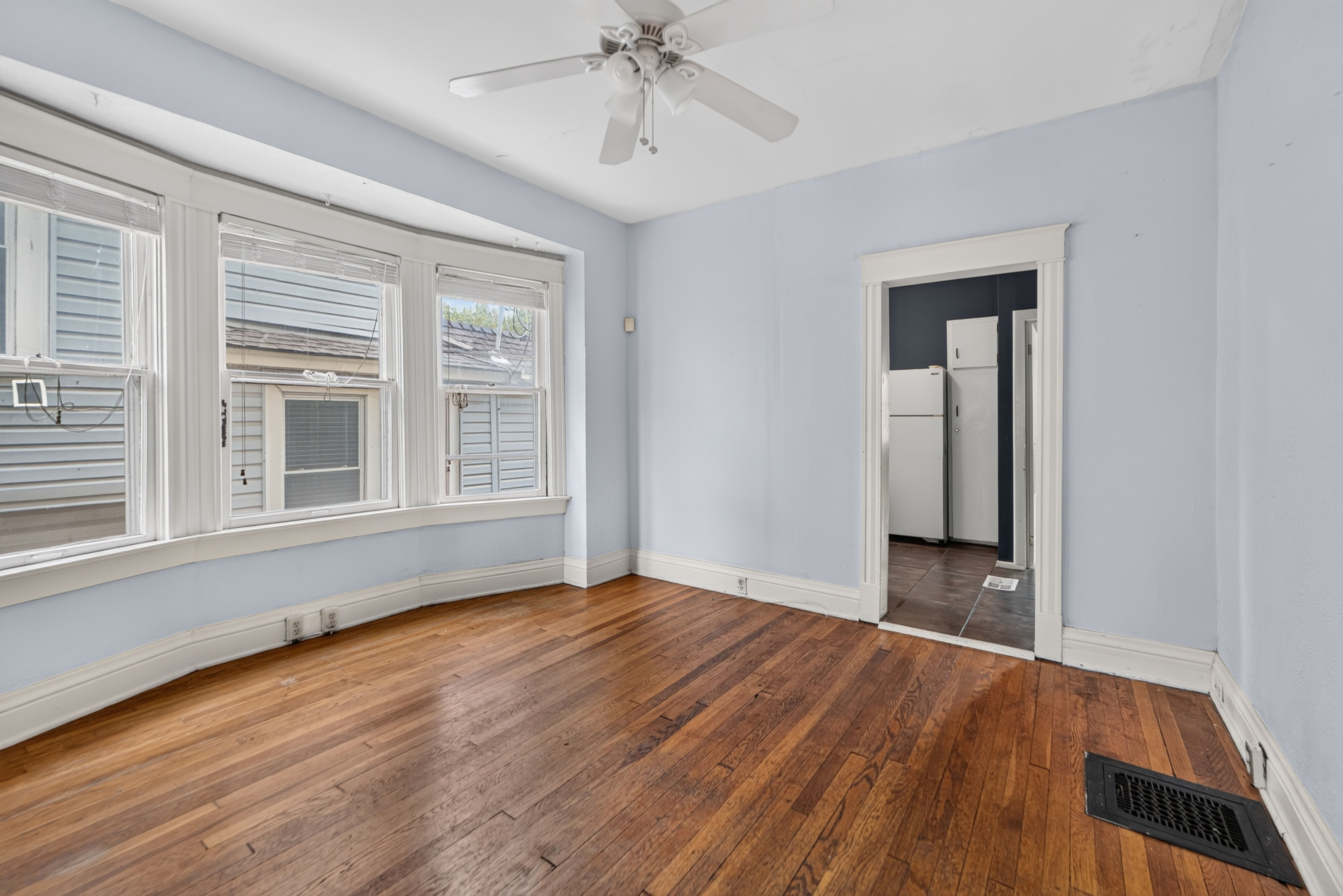  4232 Campbell Street, Kansas City, MO 64110 - 物件實景