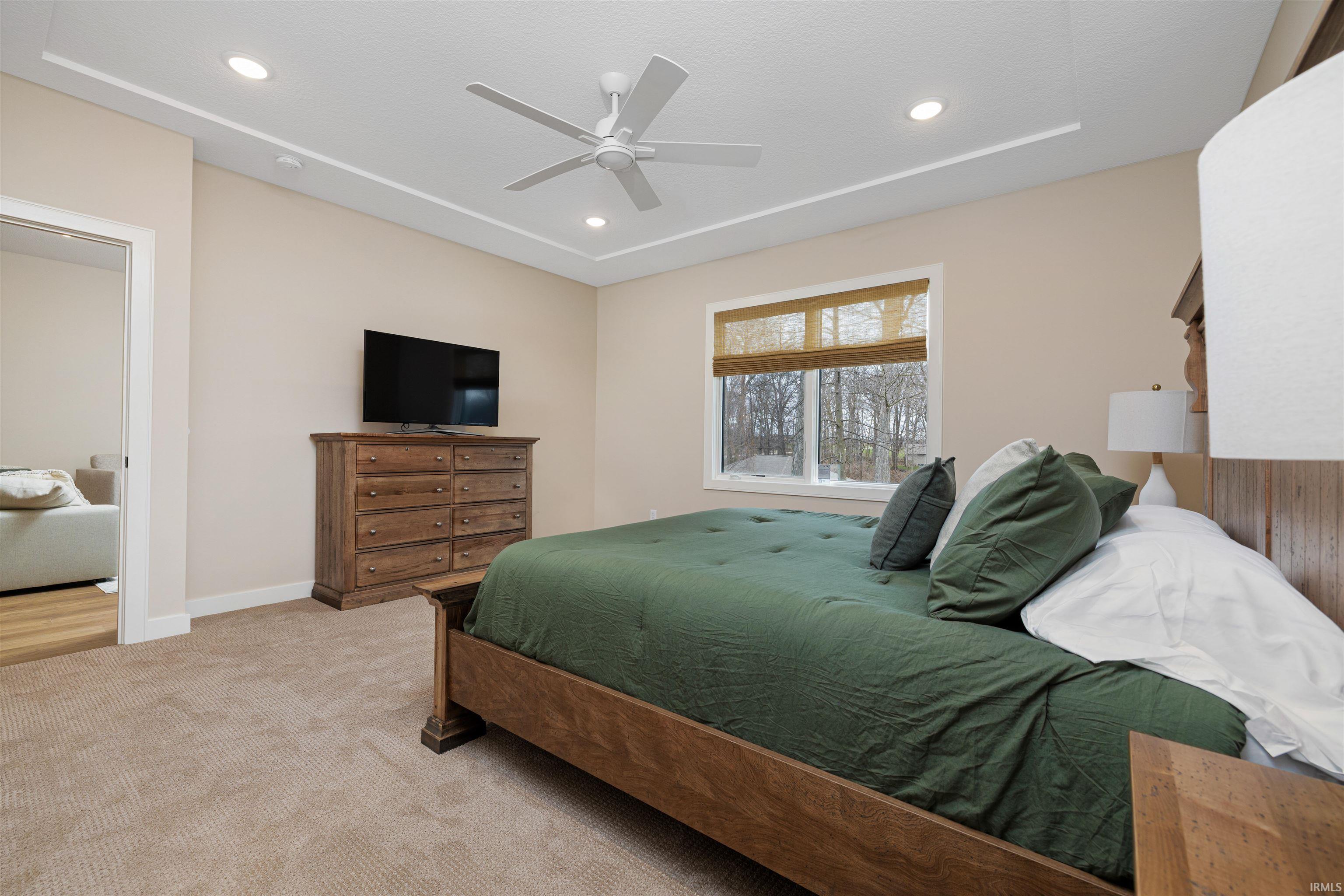 Leo, Indiana, 46765, United States, 5 Bedrooms Bedrooms, ,4 BathroomsBathrooms,Residential,For Sale,1981787