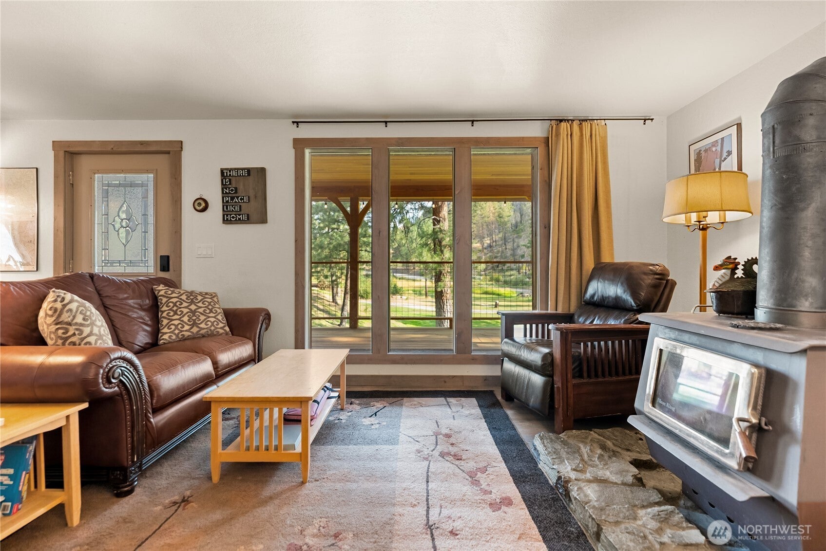 Okanogan, Washington, 98819, United States, 3 Bedrooms Bedrooms, ,1 BathroomBathrooms,Residential,For Sale,1989644