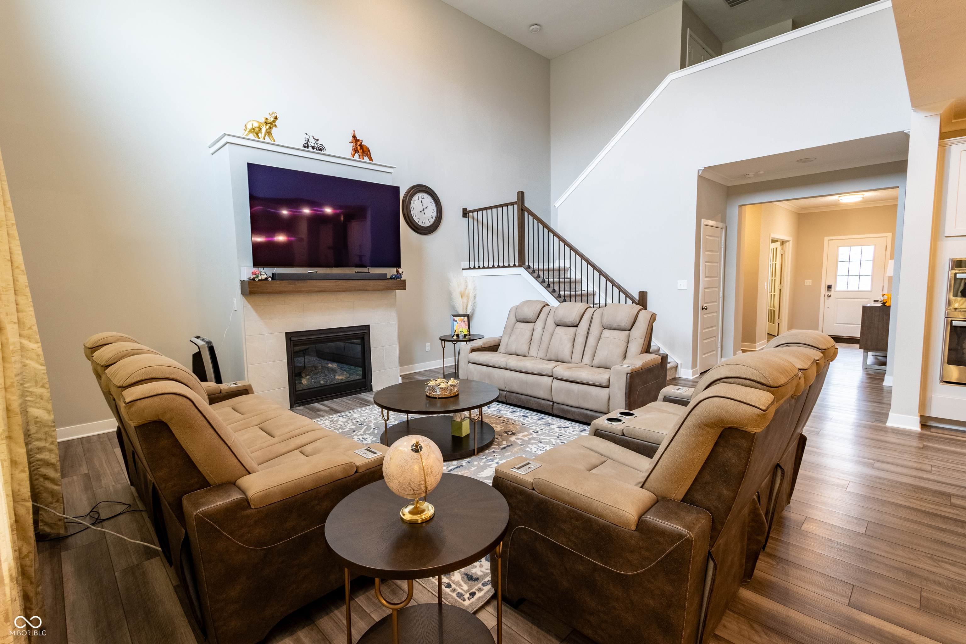 Greenwood, Indiana, 46143, United States, 5 Bedrooms Bedrooms, ,4 BathroomsBathrooms,Residential,For Sale,2001178