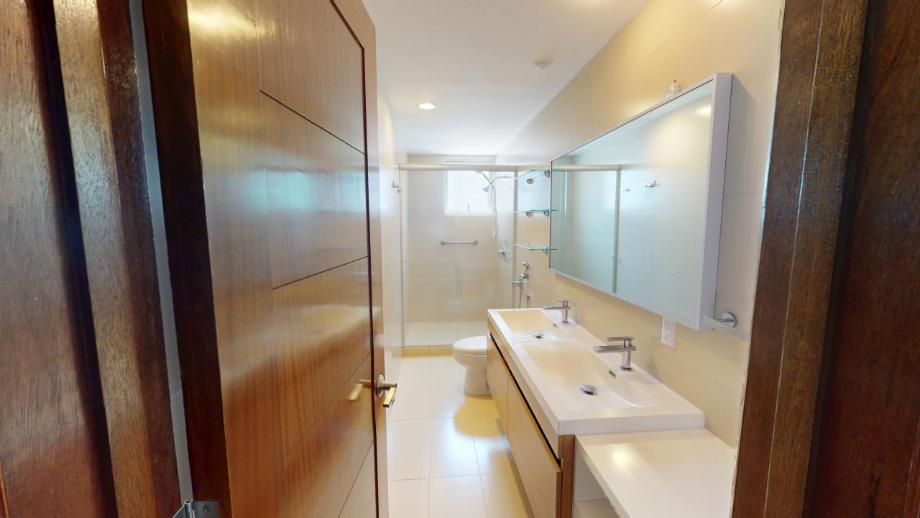 Naucalpan de Juárez, Estado de méxico, 53126, Mexico, 3 Bedrooms Bedrooms, ,5 BathroomsBathrooms,Residential,For Sale,1754107