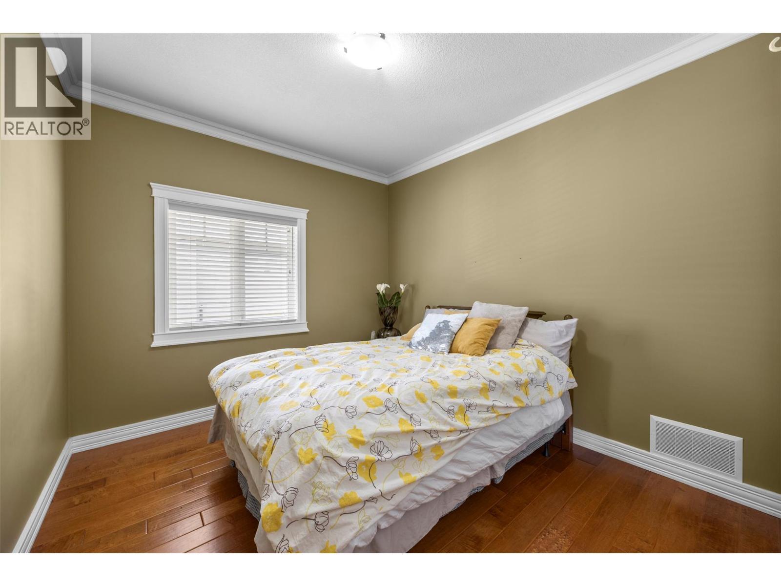 WEST KELOWNA, British Columbia, V1Y 6G1, CA, 5 Bedrooms Bedrooms, ,3 BathroomsBathrooms,Residential,For Sale,1892730