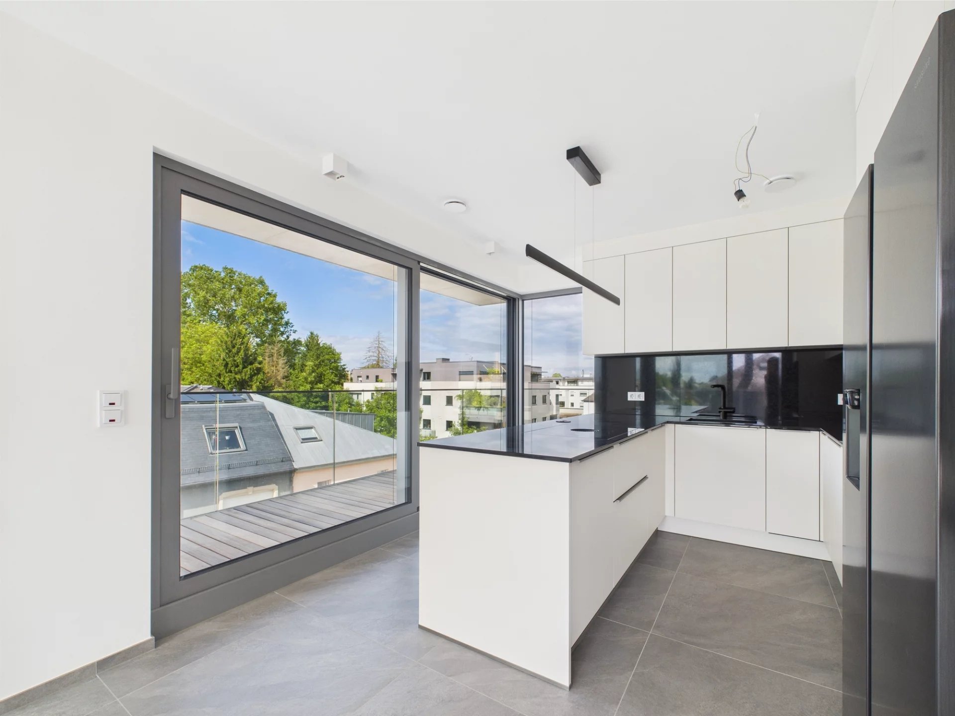 Strassen, Canton de Luxembourg, LU, 2 Bedrooms Bedrooms, ,3 BathroomsBathrooms,Residential,For Sale,1999039