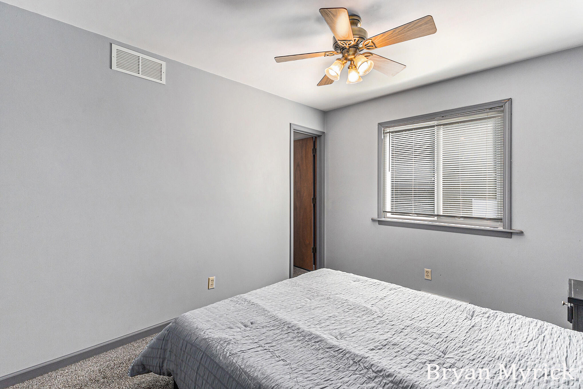 Holland, Michigan, 49423, United States, 3 Bedrooms Bedrooms, ,3 BathroomsBathrooms,Residential,For Sale,1892685