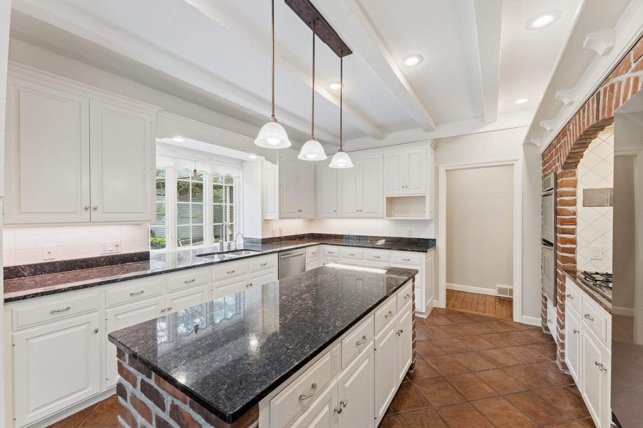  Timeless Bell Oaks Estate with Exceptional Craftsmanship - 物件實景