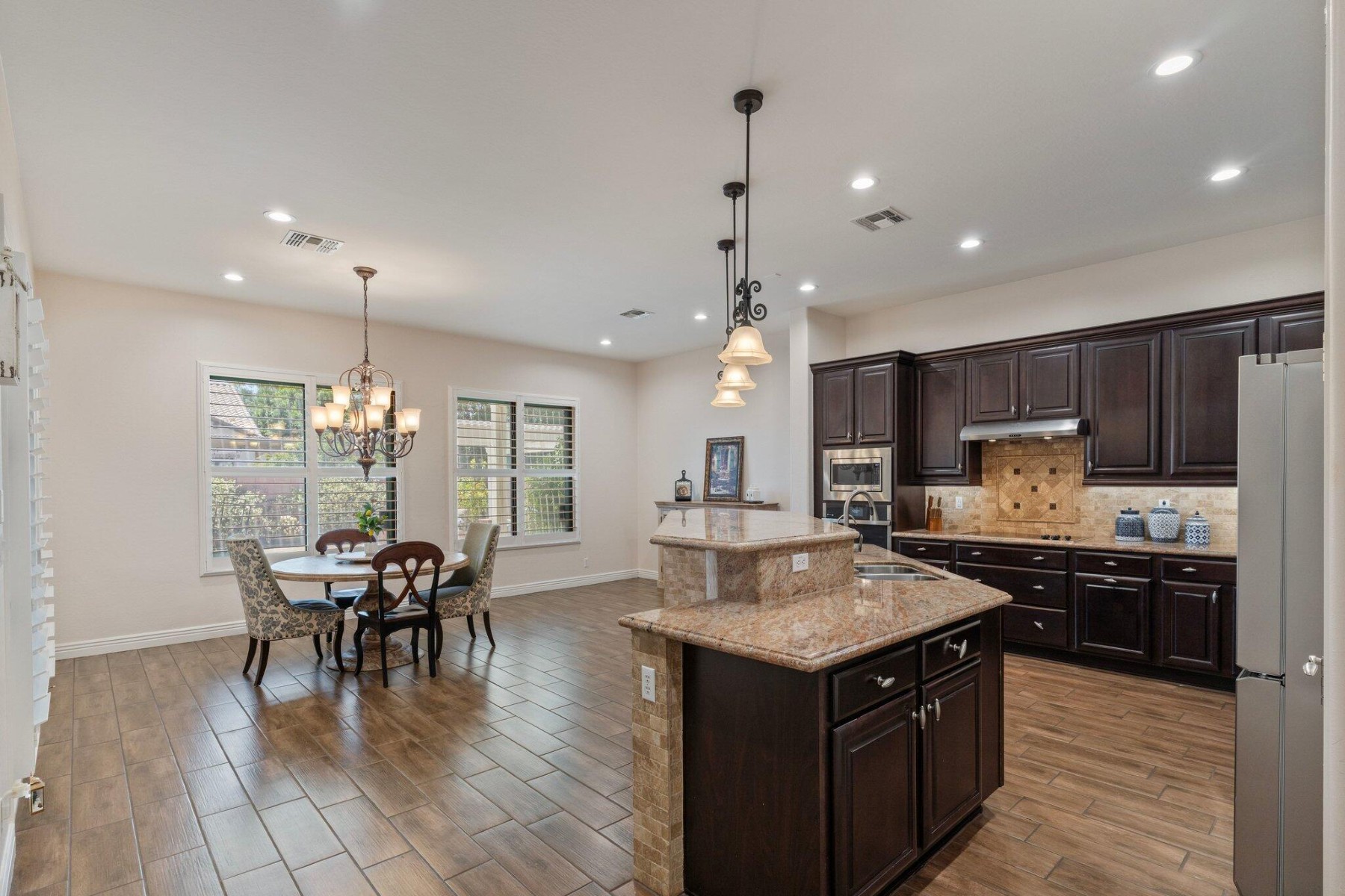  2845 E Red Oak Court  Gilbert, AZ - 物件實景