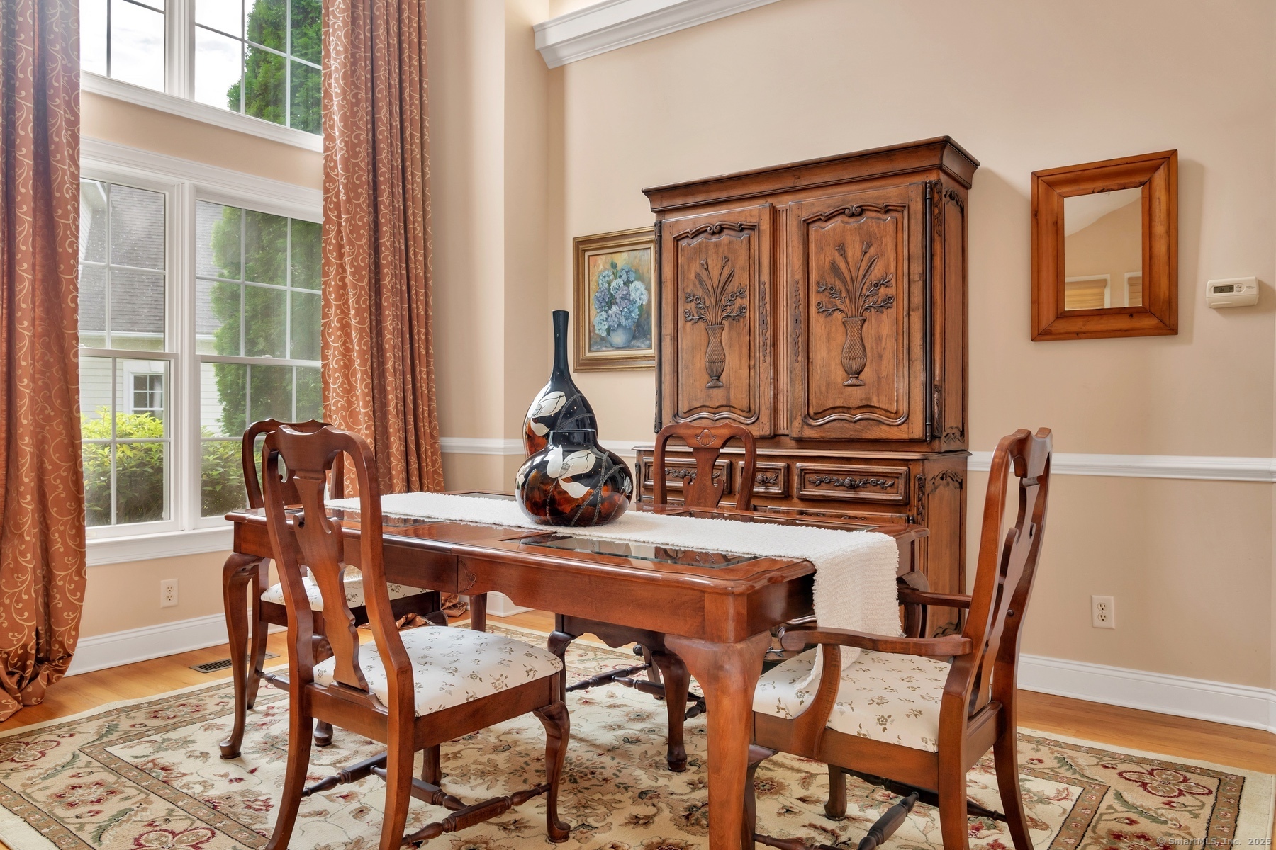 Ridgefield, Connecticut, 06877, United States, 2 Bedrooms Bedrooms, ,3 BathroomsBathrooms,Residential,For Sale,1940449