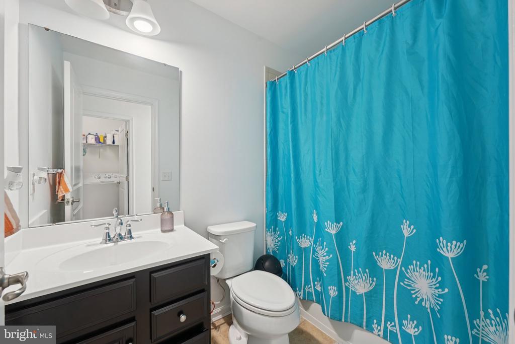 Hatfield, Pennsylvania, 19440, United States, 3 Bedrooms Bedrooms, ,3 BathroomsBathrooms,Residential,For Sale,1968858