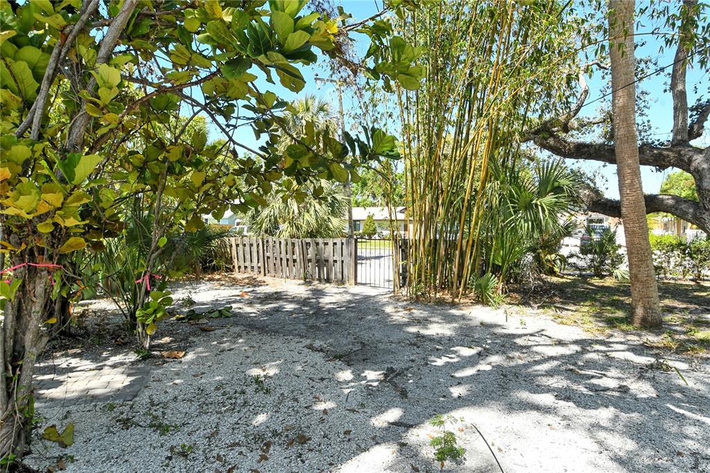 Sarasota, Florida, 34236, United States, 3 Bedrooms Bedrooms, ,3 BathroomsBathrooms,Residential,For Sale,1743279