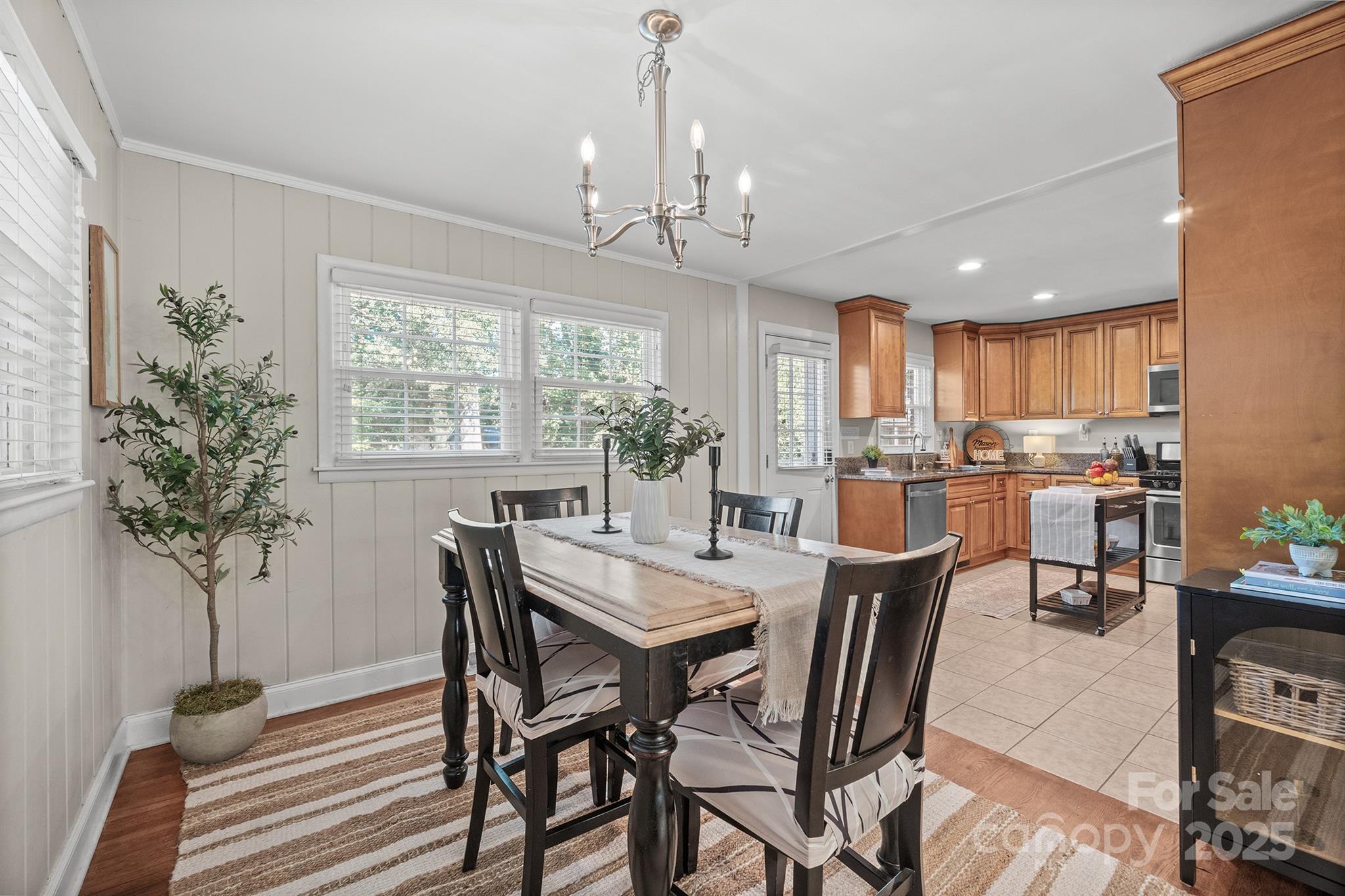 Charlotte, North Carolina, 28210, United States, 3 Bedrooms Bedrooms, ,2 BathroomsBathrooms,Residential,For Sale,1950475