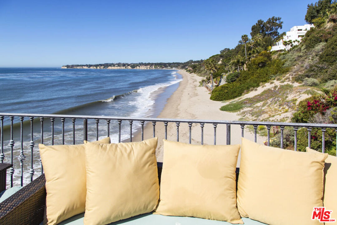 Malibu, California, 90265, United States, 5 Bedrooms Bedrooms, ,6 BathroomsBathrooms,Residential,For Sale,1895522