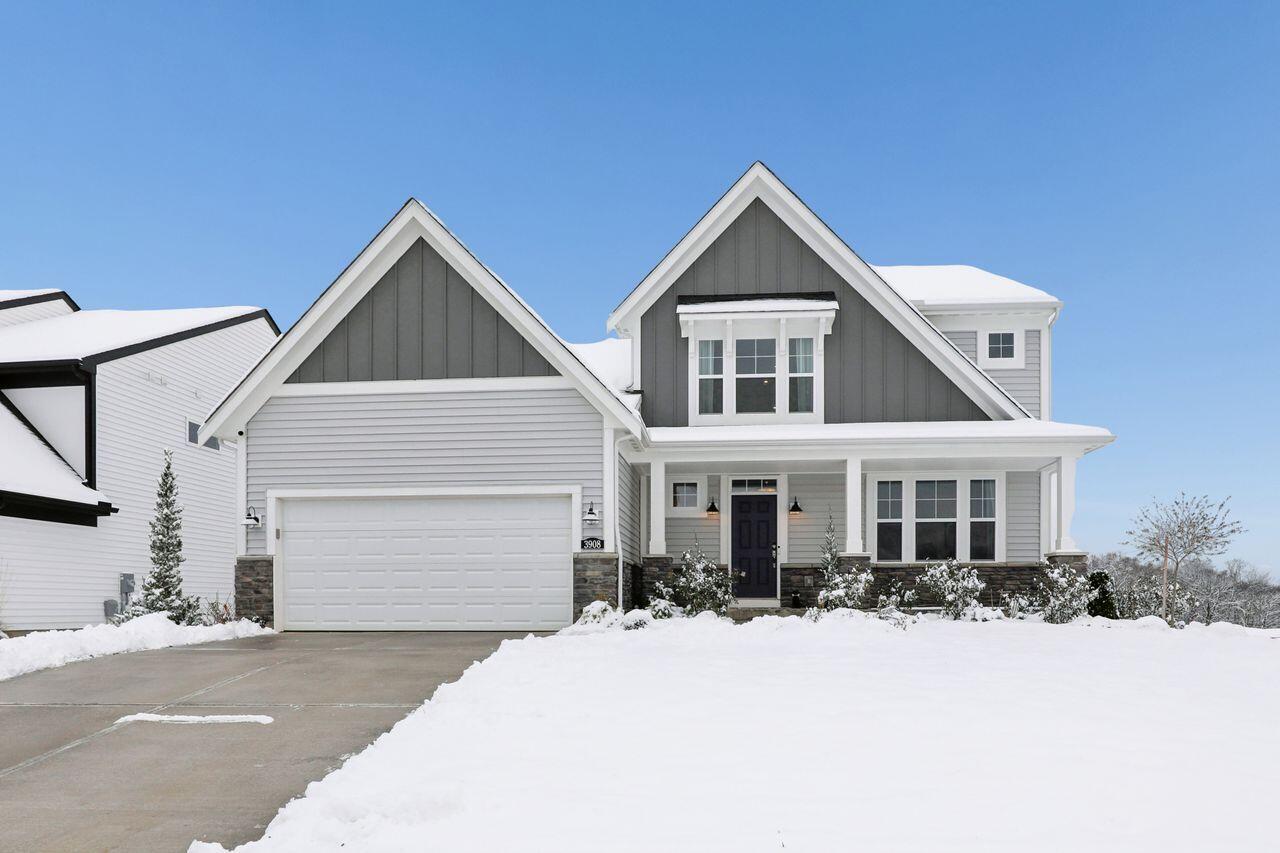 Covington, Kentucky, 41017, United States, 3 Bedrooms Bedrooms, ,3 BathroomsBathrooms,Residential,For Sale,2002248