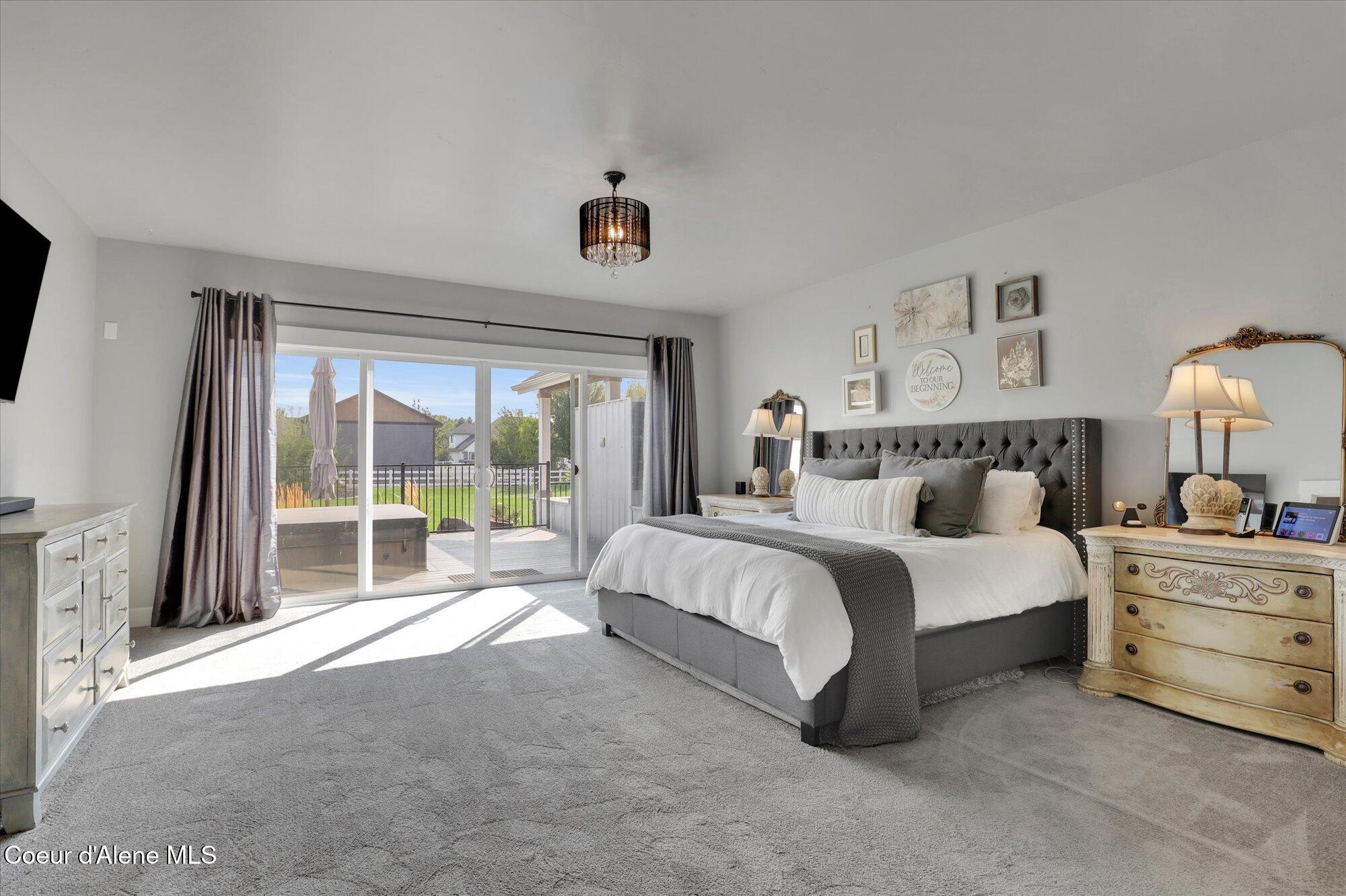 Post Falls, Idaho, 83854, United States, 5 Bedrooms Bedrooms, ,5 BathroomsBathrooms,Residential,For Sale,1981569