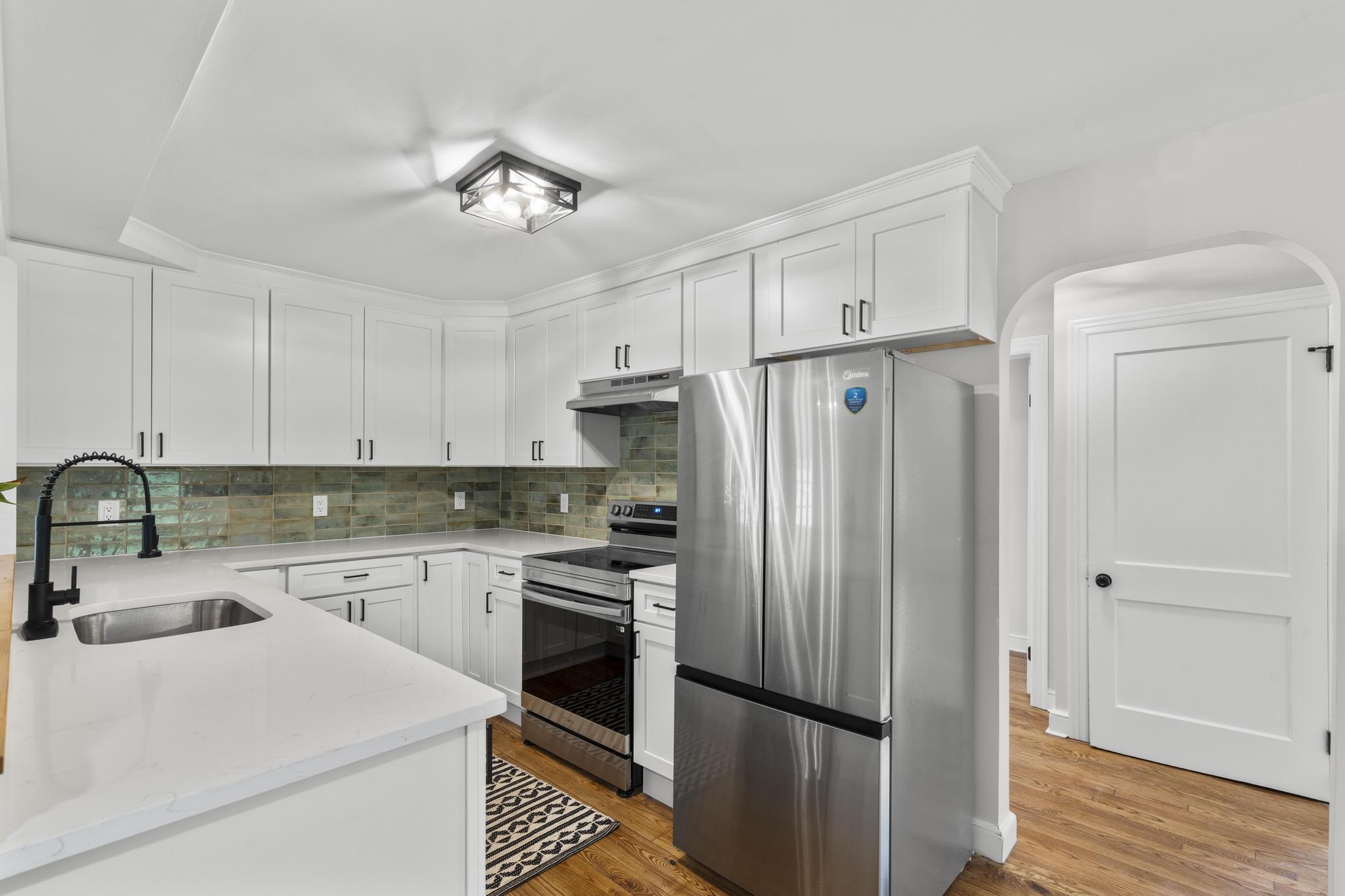 Newtown, Connecticut, 06482, United States, 4 Bedrooms Bedrooms, ,3 BathroomsBathrooms,Residential,For Sale,1991779