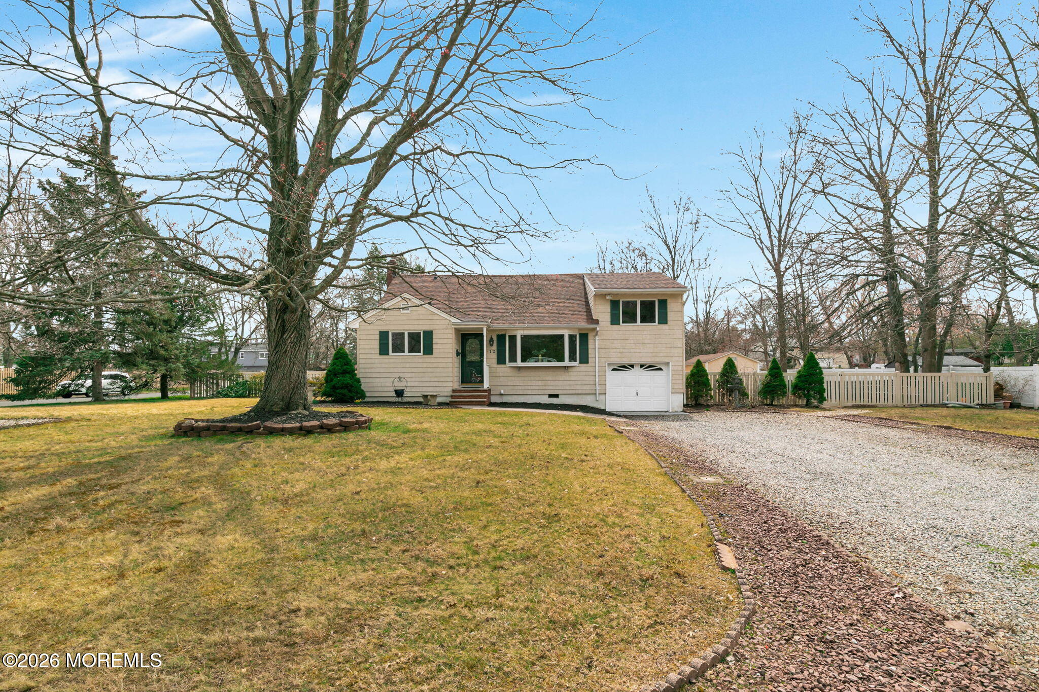 Middletown, New Jersey, 07748, United States, 4 Bedrooms Bedrooms, ,2 BathroomsBathrooms,Residential,For Sale,2033155