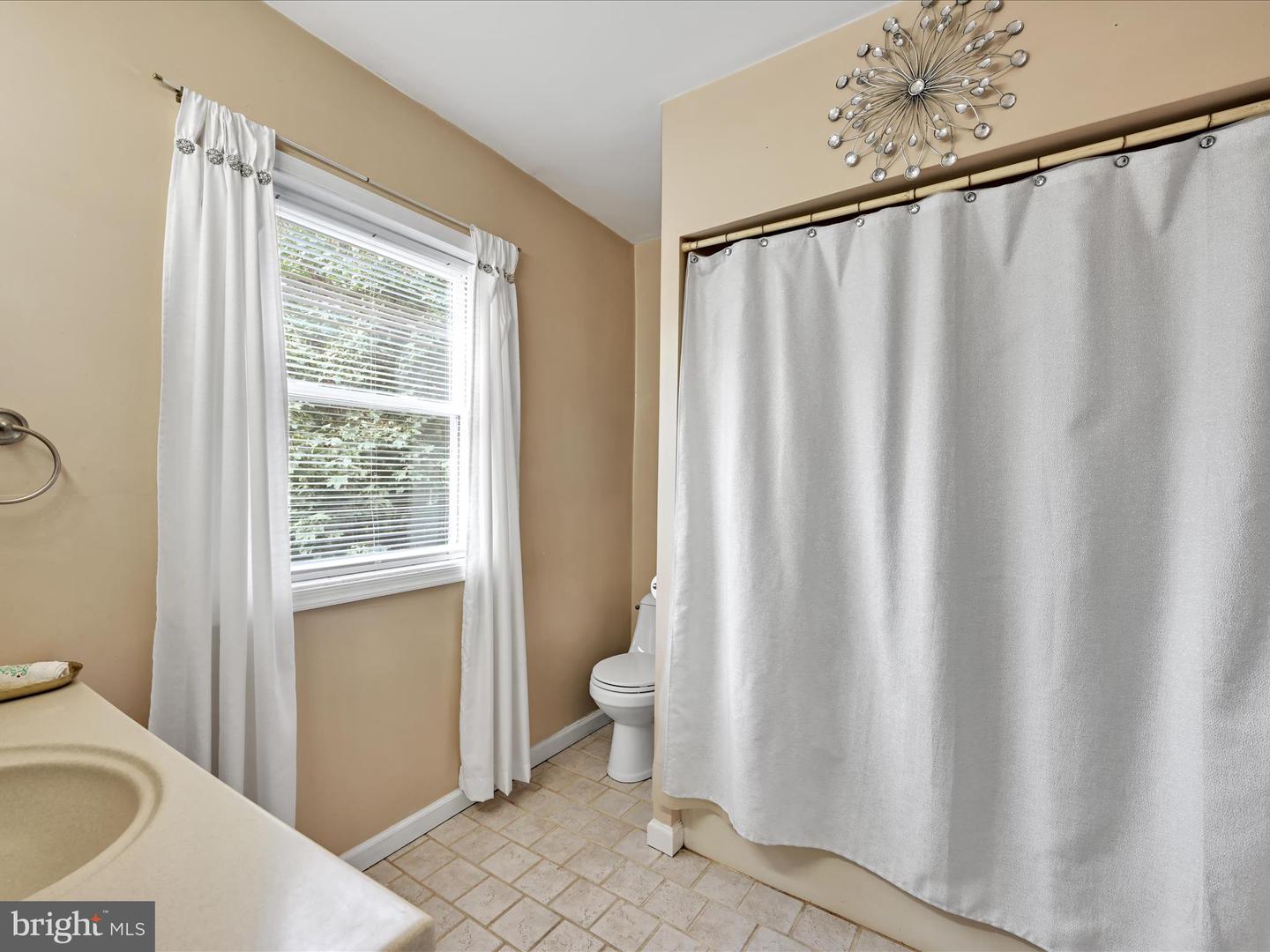 Manheim, Pennsylvania, 17545, United States, 7 Bedrooms Bedrooms, ,3 BathroomsBathrooms,Residential,For Sale,1991090