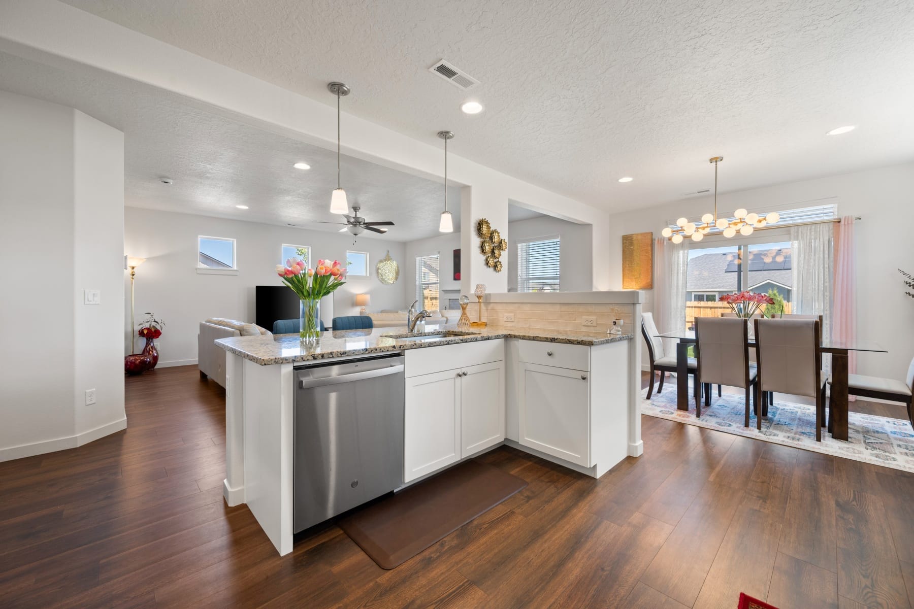  3496 NW 9th Lane Redmond, OR 97756 - 物件實景