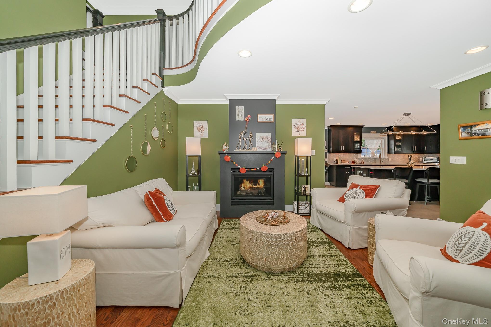 New Hyde Park, New York, 11040, United States, 4 Bedrooms Bedrooms, ,4 BathroomsBathrooms,Residential,For Sale,1976805