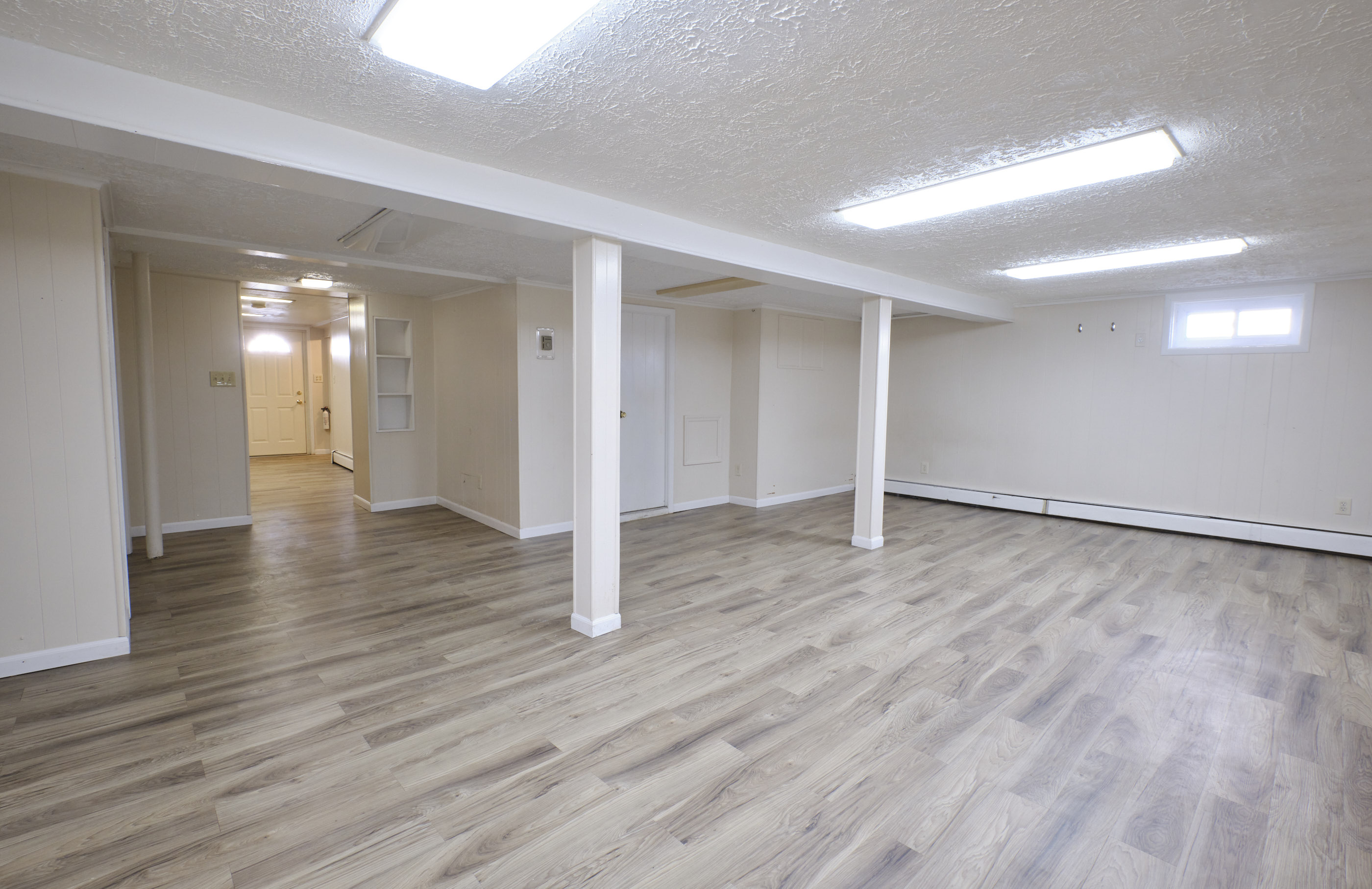 Elmont, New York, 11003, United States, 5 Bedrooms Bedrooms, ,2 BathroomsBathrooms,Residential,For Sale,1981146