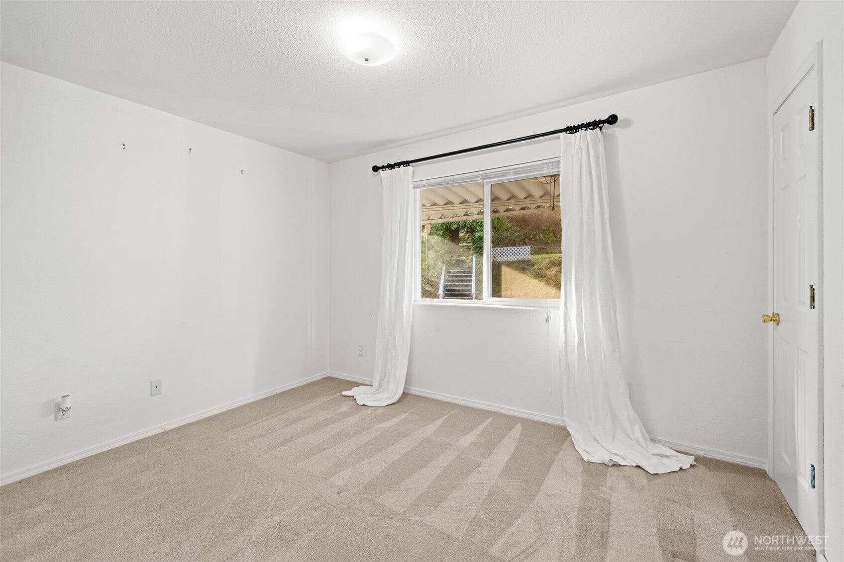 Sequim, Washington, 98382, United States, 3 Bedrooms Bedrooms, ,2 BathroomsBathrooms,Residential,For Sale,2010720